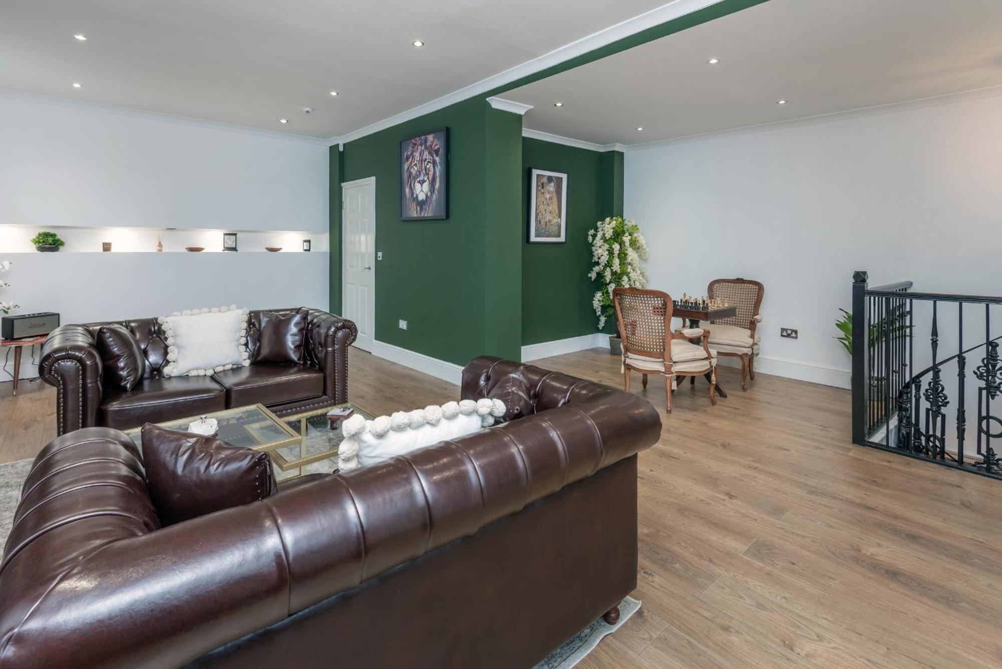 The London House - Entire Villa Εξωτερικό φωτογραφία